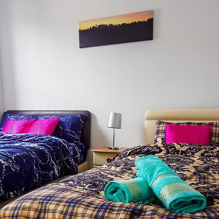 Chatham Lodge Family Room 2 Ensuite Stoke-on-Trent ภายนอก รูปภาพ