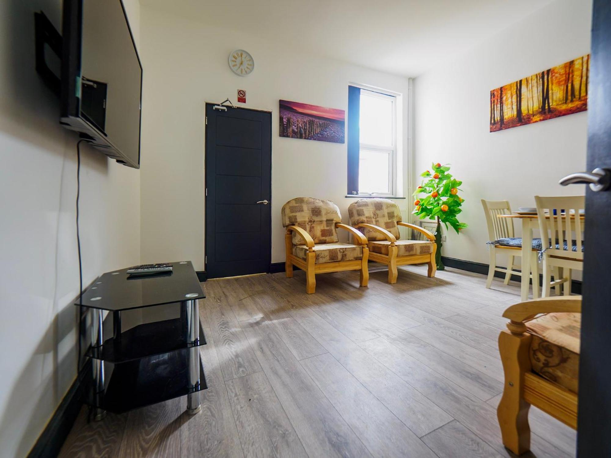 Chatham Lodge Family Room 2 Ensuite Stoke-on-Trent ภายนอก รูปภาพ